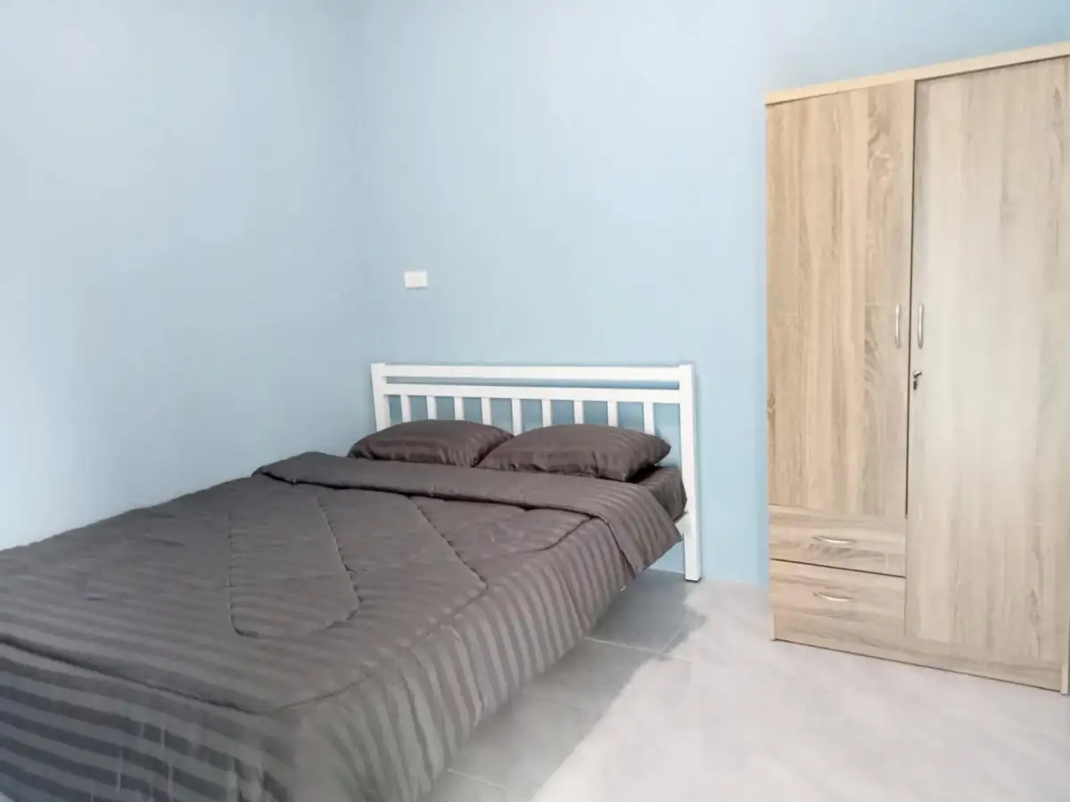Rental Image 10