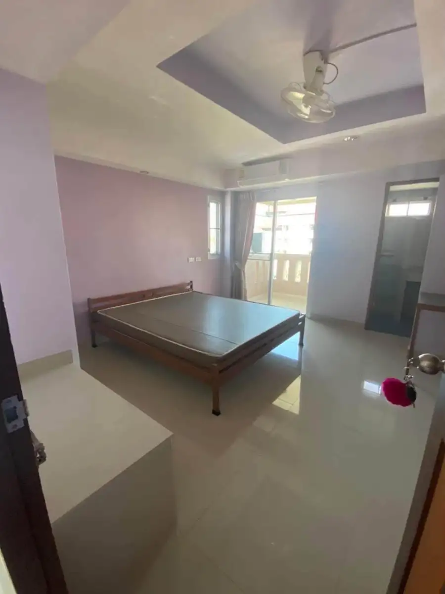 Rental Image 5