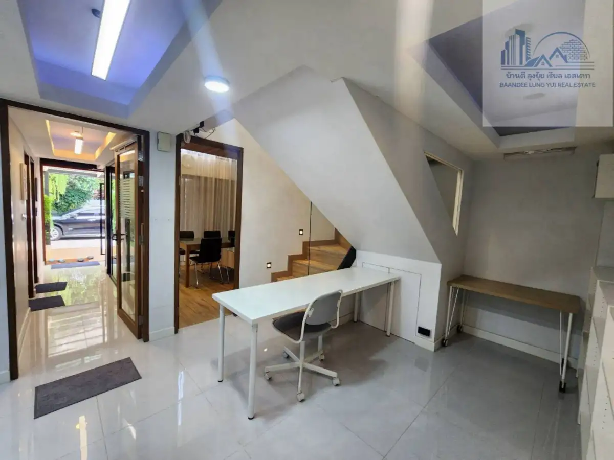 Rental Image 5