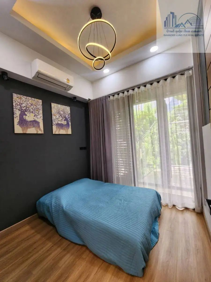Rental Image 8