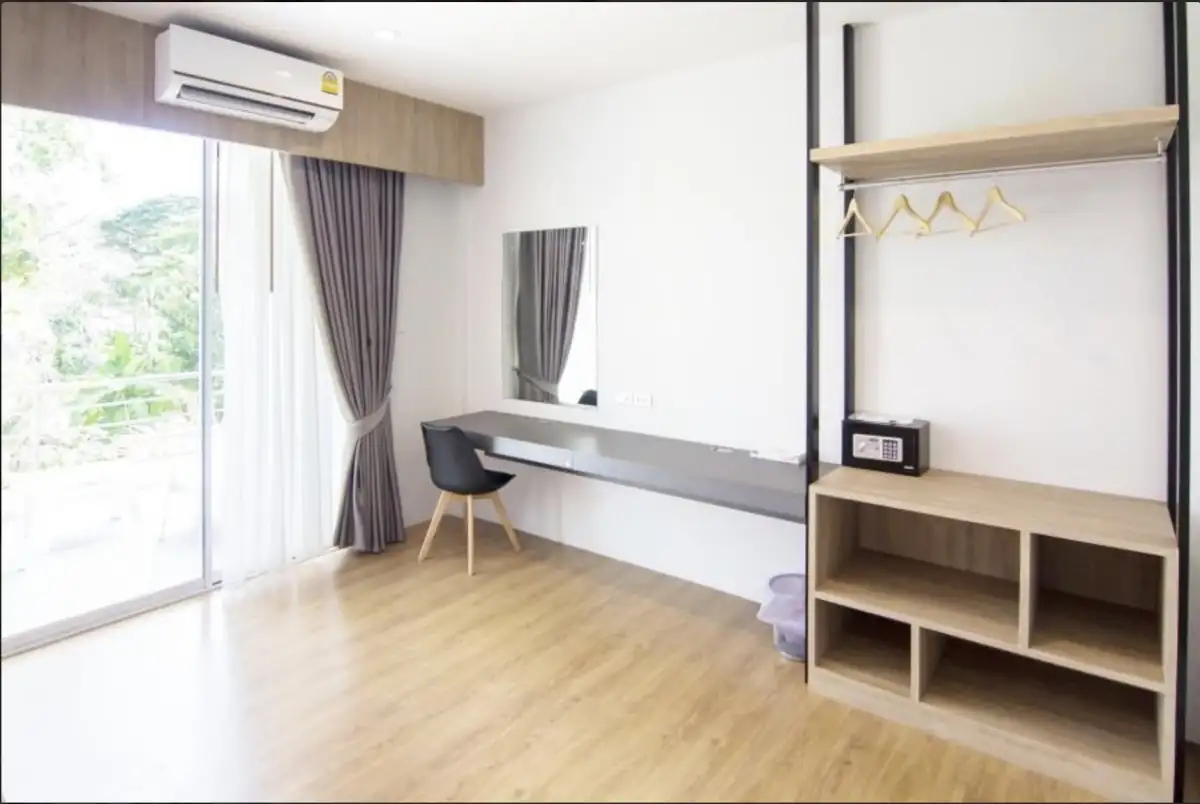 Rental Image 5