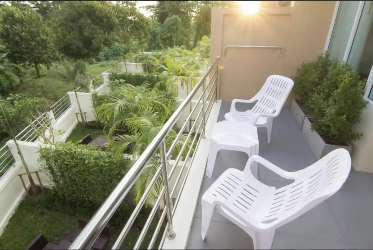 Rental Image 8