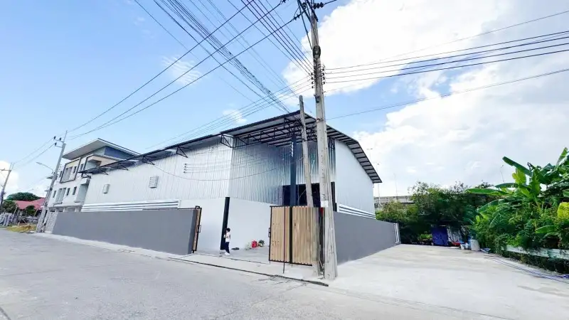 261009snisknlut ให้เช่า โกดัง โรบินสันศรีสมาน 645 ม.215 ตร.ว. 845 ตร.ม. หน้ากว้าง 34 เมตร  โกดังให้เช่า แจ้งวัฒนะ ติวานนท์ ปากเกร็ด 52-58