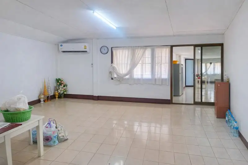 Rental Image 2