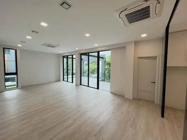 Rental Image 2