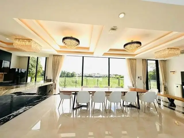 Rental Image 2
