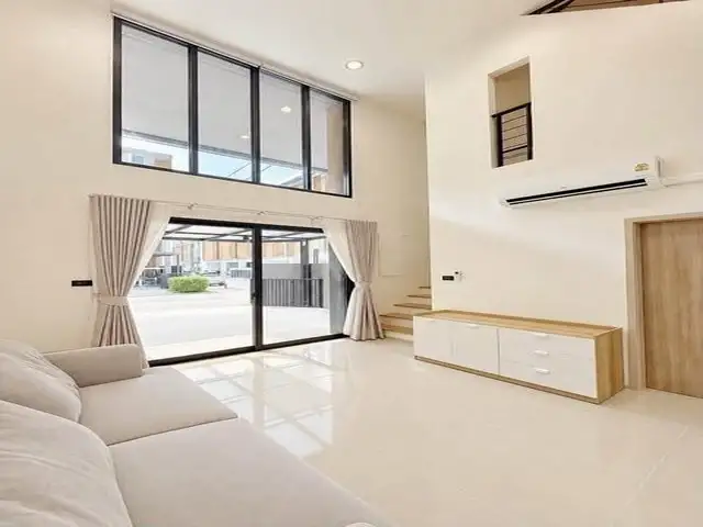 Rental Image 2