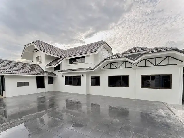Rental Image 2