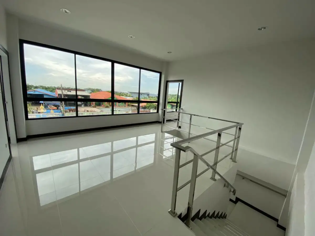 Rental Image 2